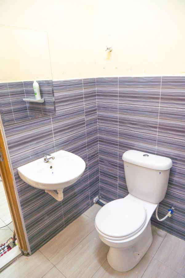 Adorable 3-Bedroom Home With Pool, Wi-Fi And Bbq Rembau 외부 사진